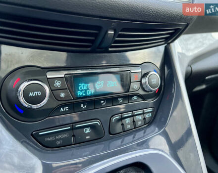 Серый Форд Эскейп, объемом двигателя 2 л и пробегом 149 тыс. км за 10699 $, фото 79 на Automoto.ua