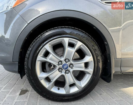 Серый Форд Эскейп, объемом двигателя 2 л и пробегом 185 тыс. км за 13099 $, фото 27 на Automoto.ua