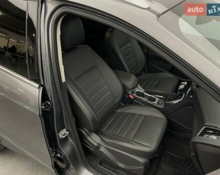 Сірий Форд Ескейп, об'ємом двигуна 1.6 л та пробігом 141 тис. км за 10308 $, фото 19 на Automoto.ua
