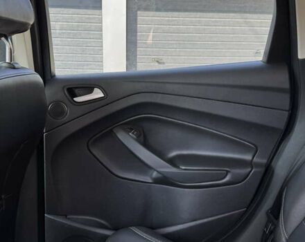 Серый Форд Эскейп, объемом двигателя 2 л и пробегом 185 тыс. км за 13099 $, фото 56 на Automoto.ua