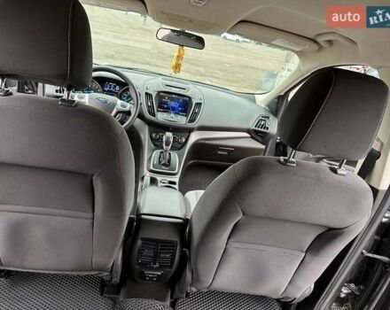 Сірий Форд Ескейп, об'ємом двигуна 2 л та пробігом 192 тис. км за 13500 $, фото 31 на Automoto.ua