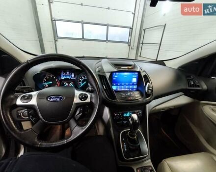 Сірий Форд Ескейп, об'ємом двигуна 1.6 л та пробігом 236 тис. км за 13100 $, фото 5 на Automoto.ua