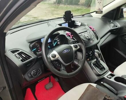 Серый Форд Эскейп, объемом двигателя 1.6 л и пробегом 177 тыс. км за 9000 $, фото 17 на Automoto.ua