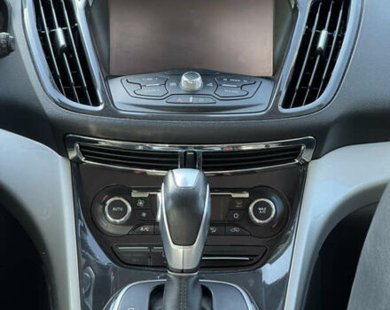 Серый Форд Эскейп, объемом двигателя 2 л и пробегом 185 тыс. км за 13099 $, фото 66 на Automoto.ua