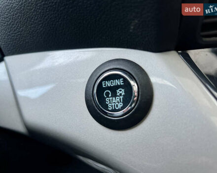 Серый Форд Эскейп, объемом двигателя 2 л и пробегом 149 тыс. км за 10699 $, фото 80 на Automoto.ua