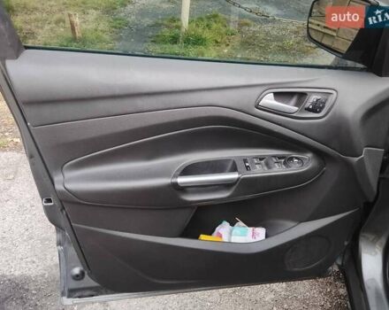 Сірий Форд Ескейп, об'ємом двигуна 1.6 л та пробігом 269 тис. км за 8200 $, фото 35 на Automoto.ua