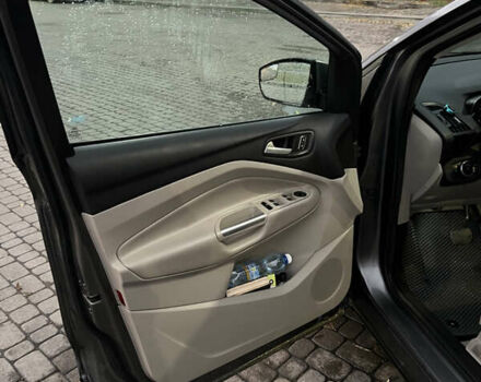 Сірий Форд Ескейп, об'ємом двигуна 1.6 л та пробігом 206 тис. км за 10300 $, фото 13 на Automoto.ua