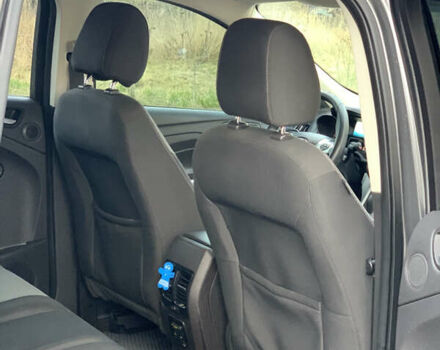 Серый Форд Эскейп, объемом двигателя 1.6 л и пробегом 245 тыс. км за 9200 $, фото 15 на Automoto.ua