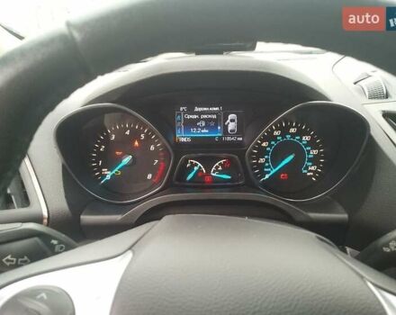 Сірий Форд Ескейп, об'ємом двигуна 2 л та пробігом 118 тис. км за 13300 $, фото 3 на Automoto.ua