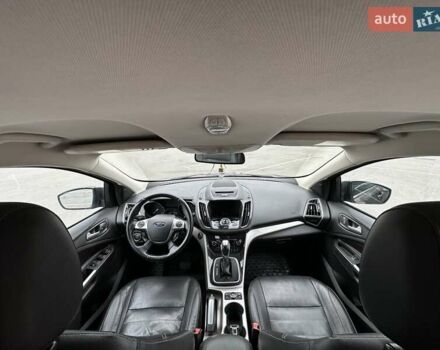 Серый Форд Эскейп, объемом двигателя 1.6 л и пробегом 170 тыс. км за 10000 $, фото 7 на Automoto.ua