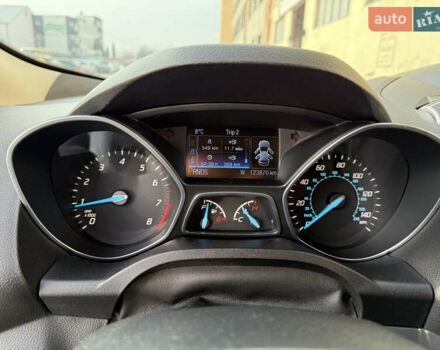 Сірий Форд Ескейп, об'ємом двигуна 2 л та пробігом 124 тис. км за 11400 $, фото 16 на Automoto.ua