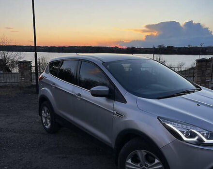 Сірий Форд Ескейп, об'ємом двигуна 1.6 л та пробігом 140 тис. км за 10000 $, фото 7 на Automoto.ua