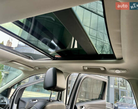 Серый Форд Эскейп, объемом двигателя 2 л и пробегом 149 тыс. км за 10699 $, фото 76 на Automoto.ua