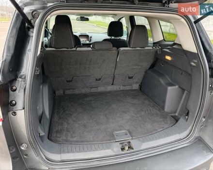 Сірий Форд Ескейп, об'ємом двигуна 1.6 л та пробігом 180 тис. км за 9500 $, фото 7 на Automoto.ua