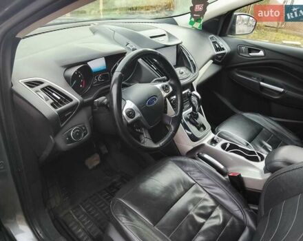 Сірий Форд Ескейп, об'ємом двигуна 1.6 л та пробігом 269 тис. км за 8200 $, фото 4 на Automoto.ua