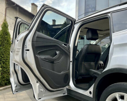 Серый Форд Эскейп, объемом двигателя 2 л и пробегом 149 тыс. км за 10699 $, фото 52 на Automoto.ua