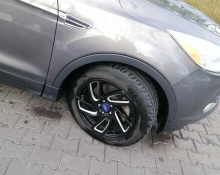 Сірий Форд Ескейп, об'ємом двигуна 2 л та пробігом 192 тис. км за 13500 $, фото 36 на Automoto.ua