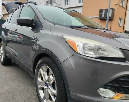 Серый Форд Эскейп, объемом двигателя 1.6 л и пробегом 140 тыс. км за 10200 $, фото 2 на Automoto.ua