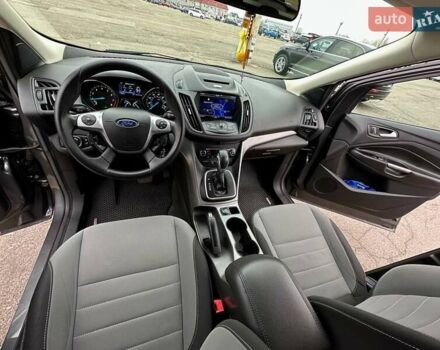 Сірий Форд Ескейп, об'ємом двигуна 2 л та пробігом 192 тис. км за 13500 $, фото 20 на Automoto.ua
