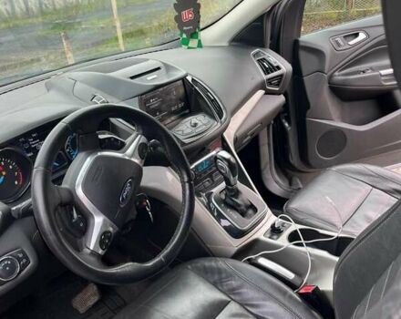 Сірий Форд Ескейп, об'ємом двигуна 1.6 л та пробігом 269 тис. км за 8200 $, фото 26 на Automoto.ua