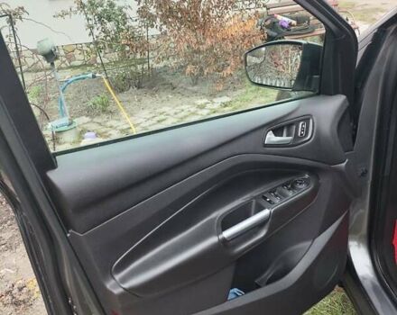 Серый Форд Эскейп, объемом двигателя 1.6 л и пробегом 177 тыс. км за 9000 $, фото 11 на Automoto.ua