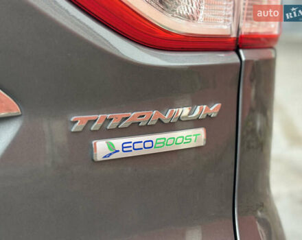 Серый Форд Эскейп, объемом двигателя 2 л и пробегом 167 тыс. км за 10800 $, фото 16 на Automoto.ua