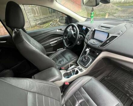 Сірий Форд Ескейп, об'ємом двигуна 1.6 л та пробігом 269 тис. км за 8200 $, фото 21 на Automoto.ua