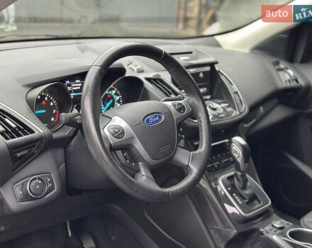 Серый Форд Эскейп, объемом двигателя 2 л и пробегом 167 тыс. км за 10800 $, фото 21 на Automoto.ua