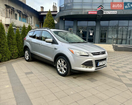 Серый Форд Эскейп, объемом двигателя 2 л и пробегом 149 тыс. км за 10699 $, фото 2 на Automoto.ua