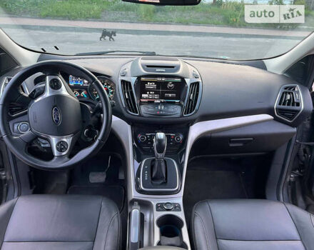 Сірий Форд Ескейп, об'ємом двигуна 2 л та пробігом 240 тис. км за 10200 $, фото 14 на Automoto.ua