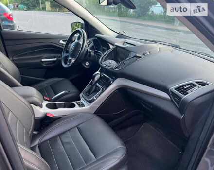 Сірий Форд Ескейп, об'ємом двигуна 2 л та пробігом 240 тис. км за 10200 $, фото 10 на Automoto.ua