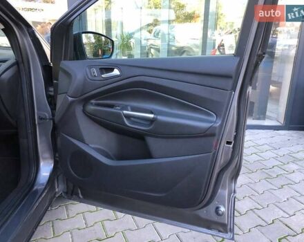 Серый Форд Эскейп, объемом двигателя 1.6 л и пробегом 230 тыс. км за 9399 $, фото 13 на Automoto.ua