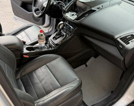 Сірий Форд Ескейп, об'ємом двигуна 2 л та пробігом 124 тис. км за 11400 $, фото 18 на Automoto.ua