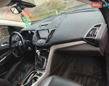 Сірий Форд Ескейп, об'ємом двигуна 1.6 л та пробігом 269 тис. км за 8200 $, фото 6 на Automoto.ua