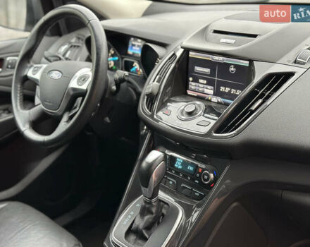 Серый Форд Эскейп, объемом двигателя 2 л и пробегом 167 тыс. км за 10800 $, фото 32 на Automoto.ua