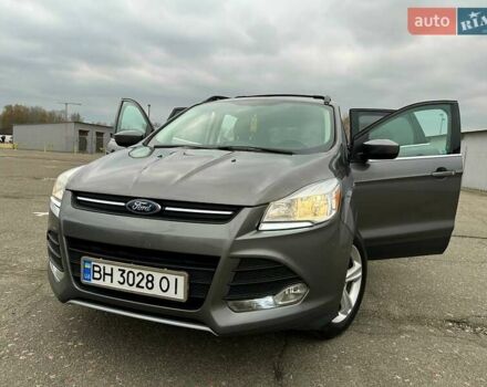 Сірий Форд Ескейп, об'ємом двигуна 2 л та пробігом 192 тис. км за 13500 $, фото 5 на Automoto.ua