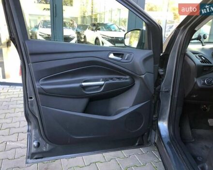 Серый Форд Эскейп, объемом двигателя 1.6 л и пробегом 230 тыс. км за 9399 $, фото 11 на Automoto.ua