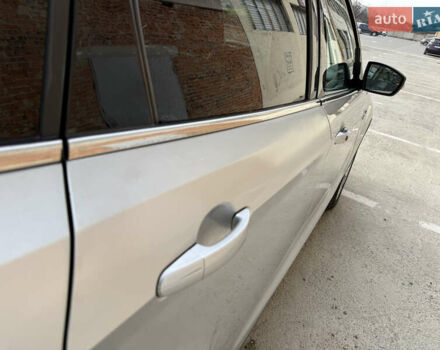 Сірий Форд Ескейп, об'ємом двигуна 2 л та пробігом 124 тис. км за 11400 $, фото 5 на Automoto.ua