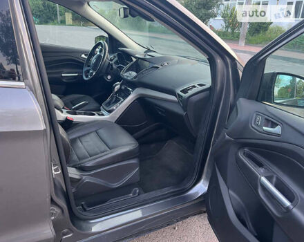 Сірий Форд Ескейп, об'ємом двигуна 2 л та пробігом 240 тис. км за 10200 $, фото 9 на Automoto.ua