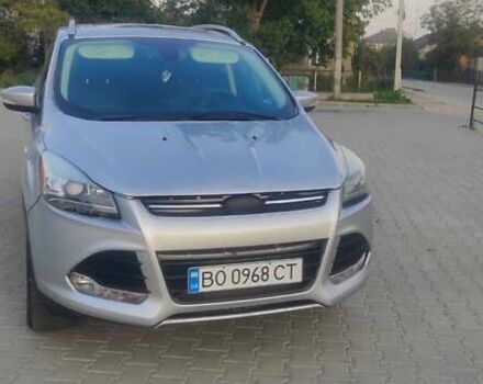 Сірий Форд Ескейп, об'ємом двигуна 2 л та пробігом 300 тис. км за 10300 $, фото 1 на Automoto.ua