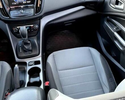 Серый Форд Эскейп, объемом двигателя 1.6 л и пробегом 181 тыс. км за 9500 $, фото 13 на Automoto.ua