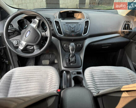 Форд Эскейп 2014 в Березно на Automoto.ua Серый Форд Эскейп, объемом двигателя 2.5 л и пробегом 130 тыс. км за 9900 $, фото 3 на Automoto.ua