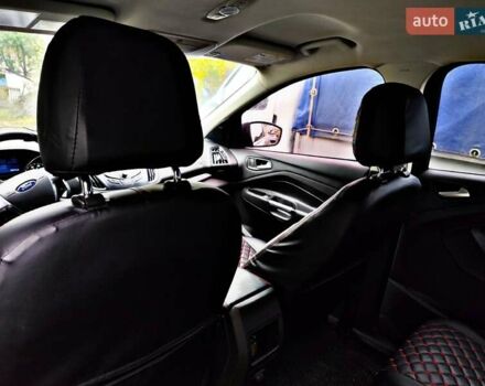 Сірий Форд Ескейп, об'ємом двигуна 1.6 л та пробігом 221 тис. км за 12000 $, фото 10 на Automoto.ua