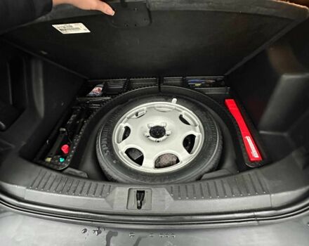 Серый Форд Эскейп, объемом двигателя 1.6 л и пробегом 252 тыс. км за 10500 $, фото 6 на Automoto.ua