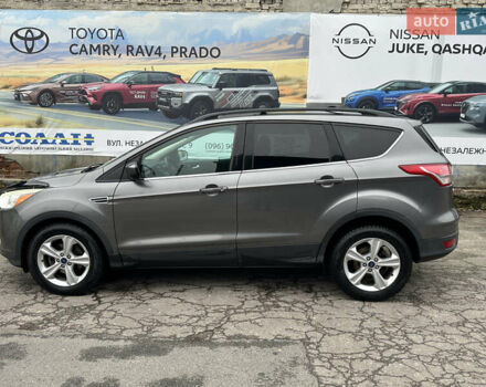 Серый Форд Эскейп, объемом двигателя 1.6 л и пробегом 252 тыс. км за 10500 $, фото 1 на Automoto.ua