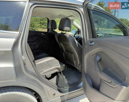 Серый Форд Эскейп, объемом двигателя 2 л и пробегом 133 тыс. км за 13800 $, фото 9 на Automoto.ua