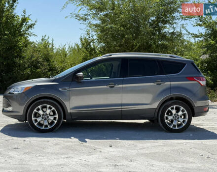 Серый Форд Эскейп, объемом двигателя 2 л и пробегом 133 тыс. км за 13800 $, фото 1 на Automoto.ua