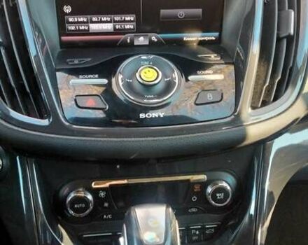 Серый Форд Эскейп, объемом двигателя 2 л и пробегом 232 тыс. км за 11500 $, фото 2 на Automoto.ua