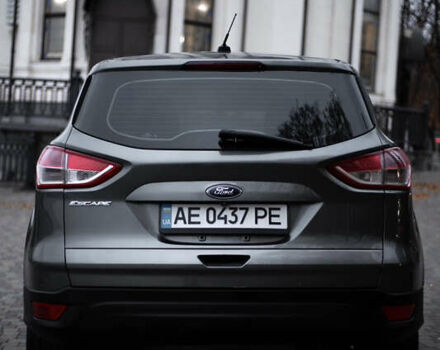 Серый Форд Эскейп, объемом двигателя 2.49 л и пробегом 208 тыс. км за 8499 $, фото 5 на Automoto.ua