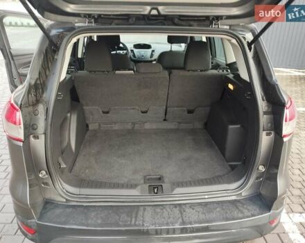 Серый Форд Эскейп, объемом двигателя 2.5 л и пробегом 206 тыс. км за 12900 $, фото 6 на Automoto.ua